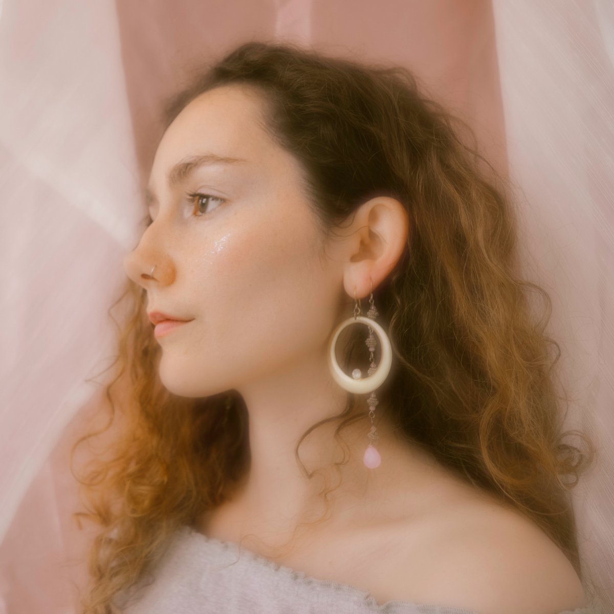 LostMap's tweet photo. So nice to hear a bit of @alexiaavina on @BBC6Music last night - thanks to @gidcoe for giving a play of 'Walk A Line'.

📻 https://t.co/HGlSPZWhE3 https://t.co/FoGbtEe6SU