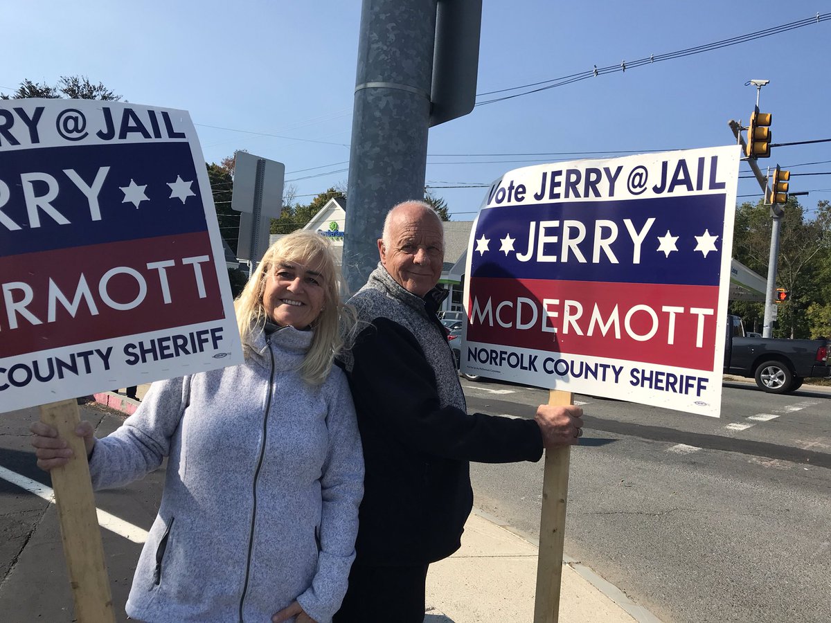 mo_kiely's tweet photo. @jerry_sheriff Tuesday is Election Day! Please consider my friend @JerryMcDermott1 #1 on the ballot https://t.co/GfO5BN5pBS