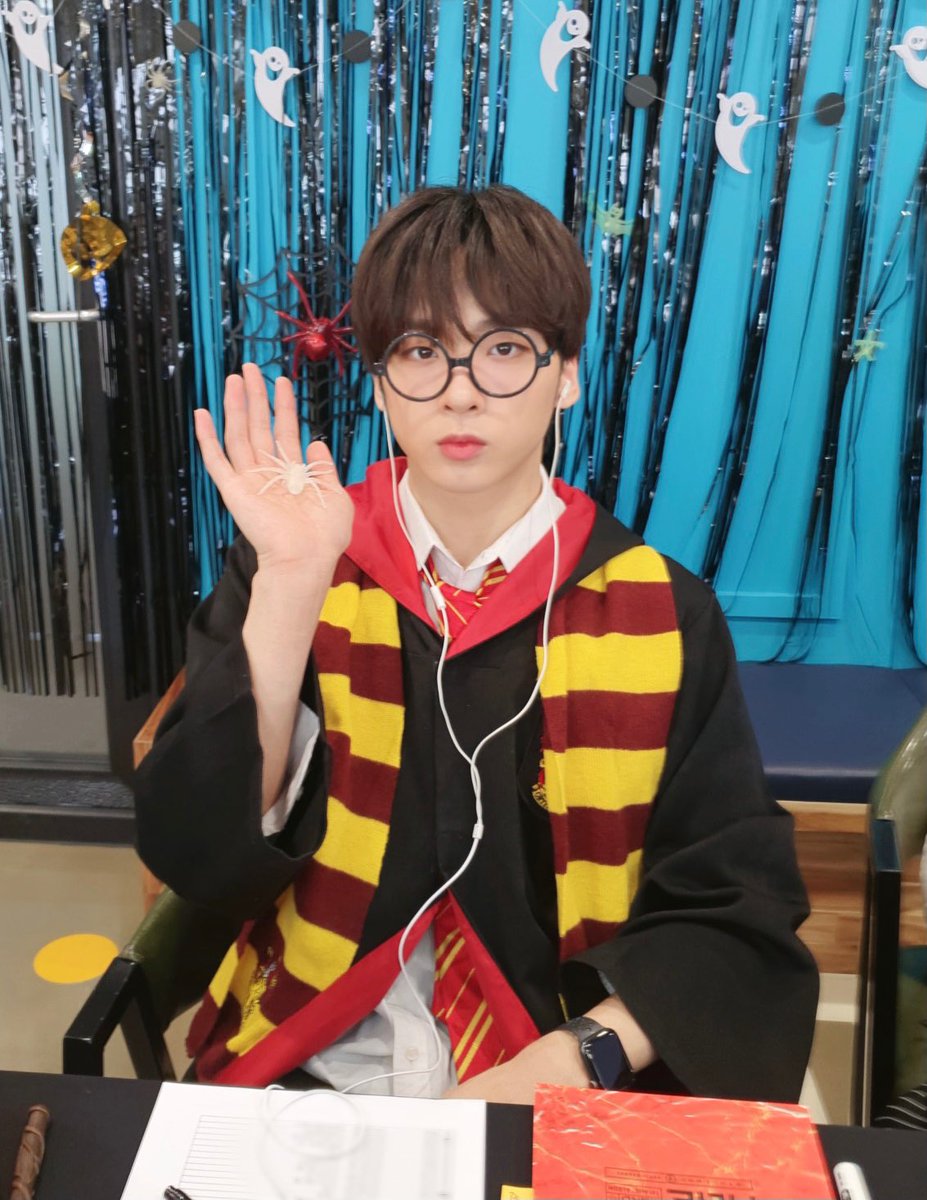 LoverStreetboy's tweet photo. Feliz Halloween 👻😍 #Castle_J #SongSungjun https://t.co/zuNGDWeALf