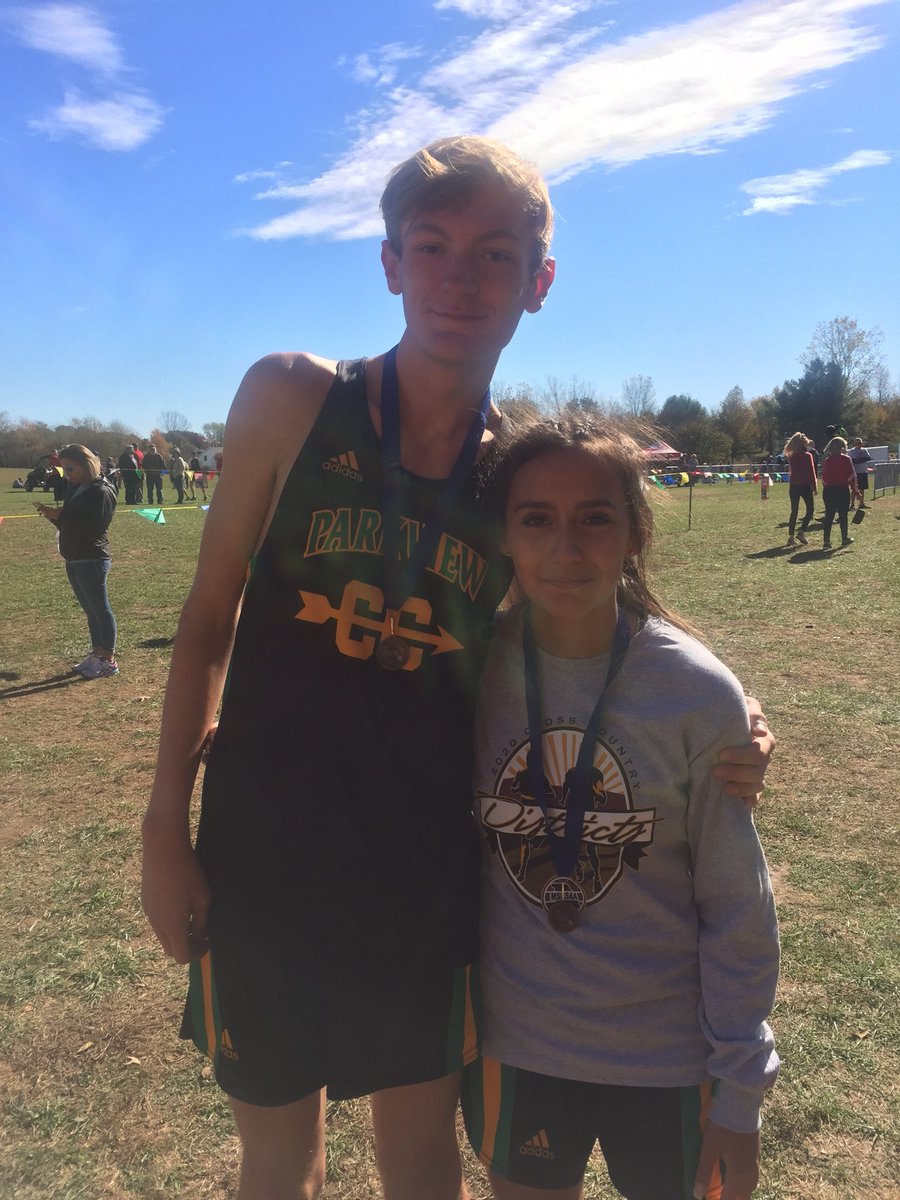 Congrats to Parkview XC runners Connor Ayres and Lilah Genal who qualified for State by placing 2nd and 6th at the Class 5 District XC meet!  ⁦<a href="/JarrettTrojans/">Jarrett Trojans</a>⁩
