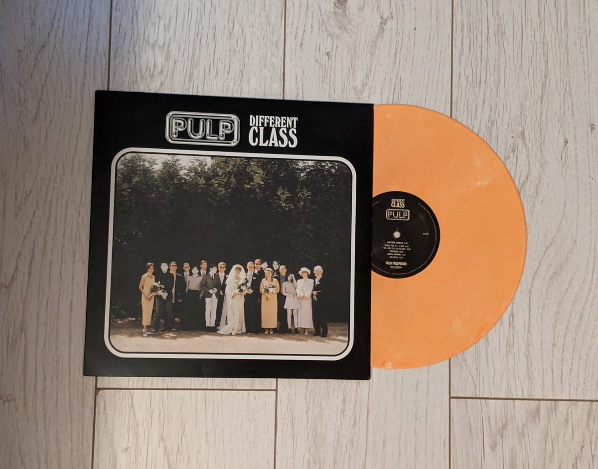 lbmcfc1's tweet photo. Bit late but Happy 25th to a brilliant album π€#vinyl #pulpdifferentclass #manchesteracademy #pulp https://t.co/ho71phYFnv