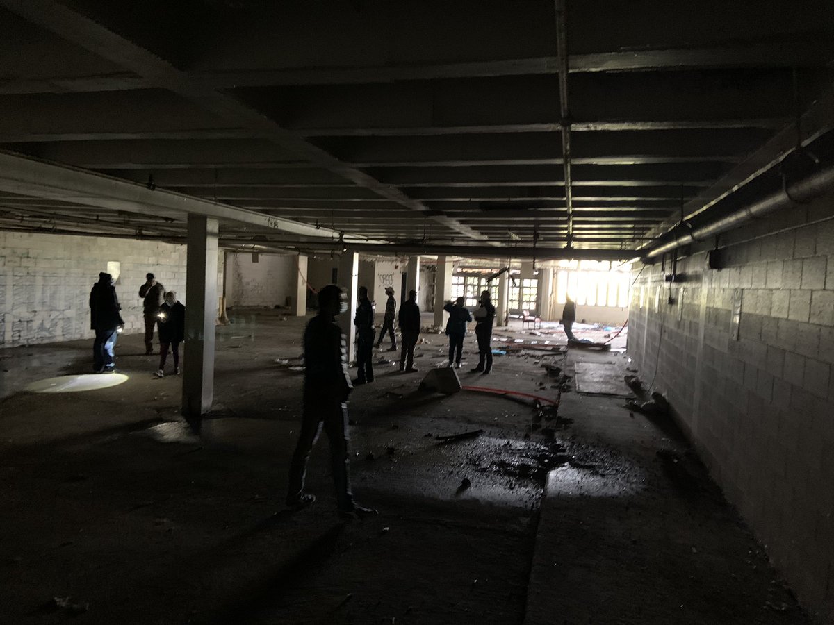 west_creek's tweet photo. @LAND_Gp @clevemetroparks @cleveLANDstudio @ohiocitytweets @tsmcnair @portofcleveland @SeanMcDermottCM @CEO_CleMetParks @CleveFoundation Little activity inside too! And no, this is not a scene from #WalkingDead #demolitiontime https://t.co/HjN6Gc3hLa