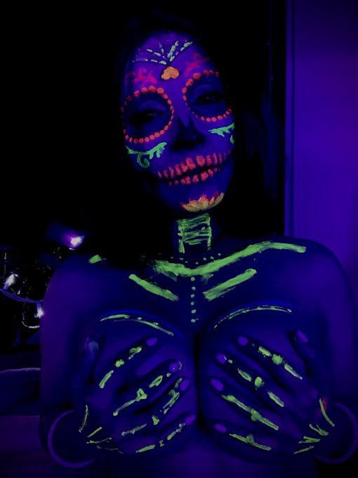 Happy Halloween !! https://t.co/jvwuZt4osc<a href="/tag/fitness"class="tags"><span>#fitness</span></a><a href="/tag/video"class="tags"><span>#video</span></a><a href="/tag/porn"class="tags"><span>#porn</span></a><a href="/tag/online"class="tags"><span>#online</span></a><a href="/tag/pussy"class="tags"><span>#pussy</span></a><a href="/tag/webcam"class="tags"><span>#webcam</span></a><a href="/tag/gamergirl"class="tags"><span>#gamergirl</span></a>