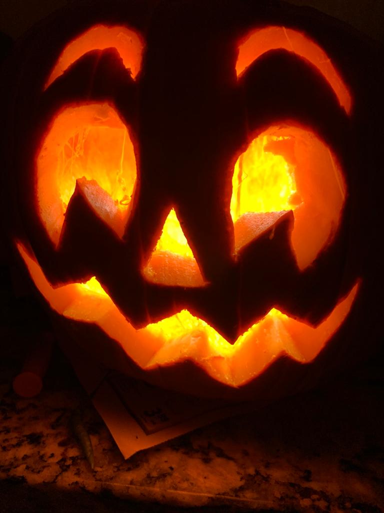 Slim_Shah's tweet photo. Happy Halloween 🎃 !!! https://t.co/Wuw5kTO68n