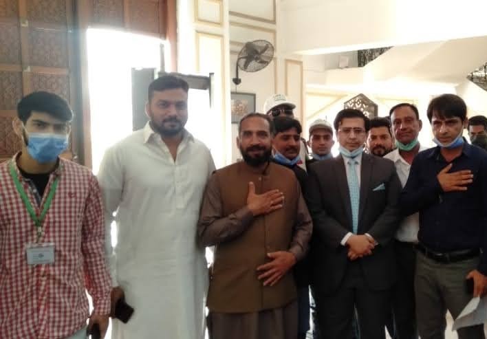 GgTigerForce's tweet photo. #ٹائیگرفورس
جناب شفقت محمود صاحب  پی پی 160 اور جنرل سیکرٹری گلبرگ ٹاؤن  رانا شہریار صاحب نے ٹائیگر فورس گڈ گورنس کے اہتمام میں ایوان اقبال میں کنوینشن کا انعقاد کیا جس میں #ٹائیگرفورس سیکرٹری گڈ گورنس عمر ظہیر میر صاحب ڈسٹرکٹ لاہور اور ٹائیگر فورس تحصیل ماڈل ٹاؤن نے شرکت کی۔۔۔ https://t.co/qNZkCKvcIo