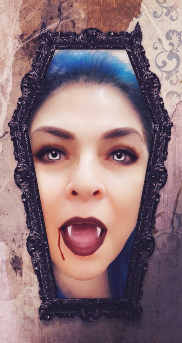 victoriaruffo31's tweet photo. Súper bruja vampiro!!! https://t.co/WsDfjKCcj8