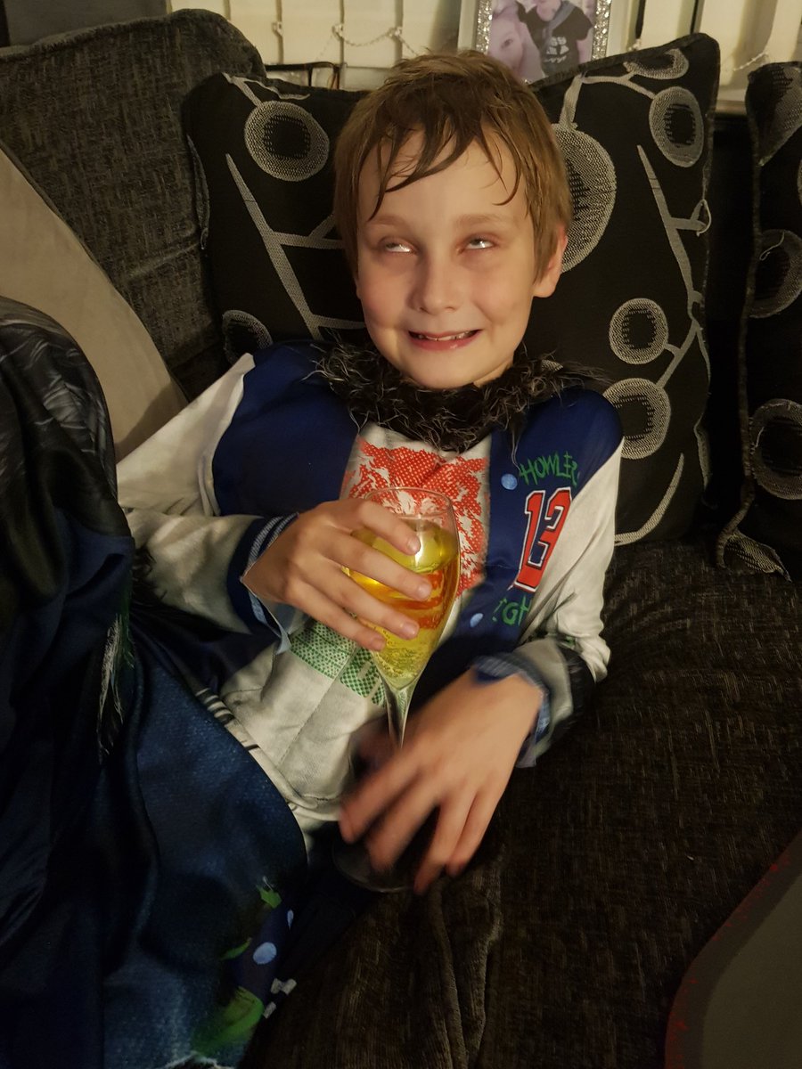 jody0782's tweet photo. @SwizzelsMatlow Scary face 🤦🏼‍♀️ #swizzelsfrightnightlive https://t.co/GZnMkPpeVP