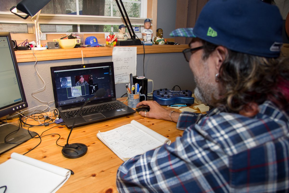 HighlineSchools's tweet photo. Matt Setter teaches graphic design, video & Applied Math to @TyeeHS students—from his basement to their bedrooms and living rooms. Every day, students show resilience & count on technology to access their learning. Read: https://t.co/xjxcNqdV2A
#techlevy2020 #OurHighlineStory https://t.co/bDWPpmv1mq