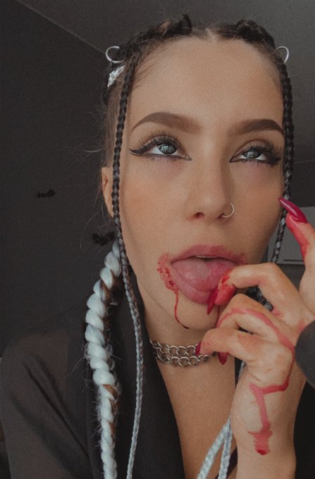 this is me that bat that the Chinese ate at the beginning of the year and because of which everyone is