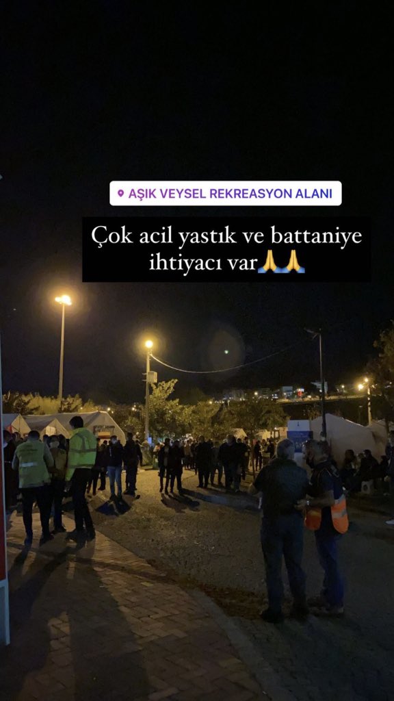 Aşık Veysel Rekreasyon Alanı’na çok acil yastık ve battaniye ihtiyacı varmış. Hadi arkadaşlarım yayalım!

@AFADBaskanlik @DepremDairesi @Kizilay @IzmirValiligi @izmirbld @tuncsoyer
 
#izmir #izmirdepremi #gecmisolsunizmirim #izmirgecmisolsun #artçı #artçıdeprem