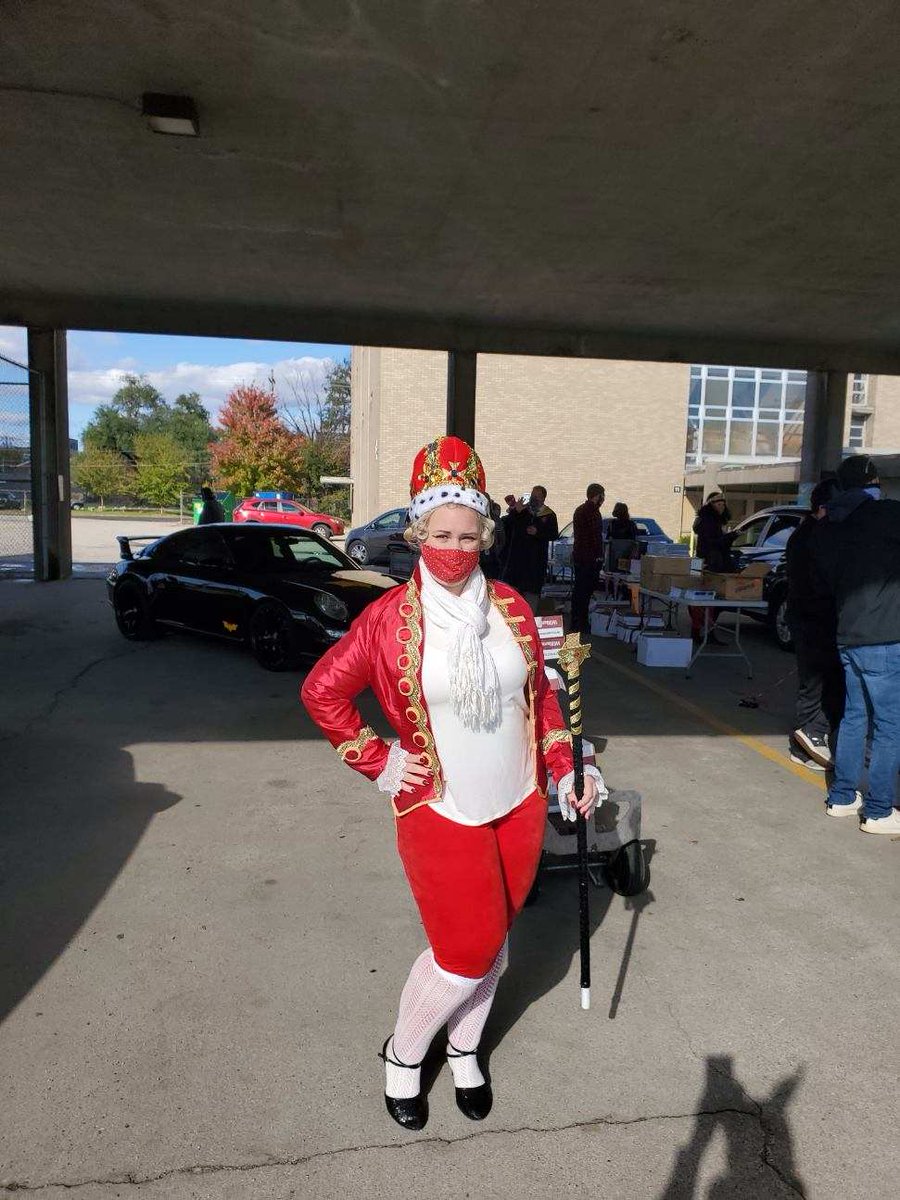 Thankful for such a great administrative team and teachers who showed their spirit during Meyzeek Spirit week! They really are Super Heroes!@MeyzeekMiddle <a href="/Dr_RKBranch/">LJTMSPrincipal</a> <a href="/GuestJCPS/">Andrew Guest</a> <a href="/SandyDearborn/">Sandy Dearborn</a> @YSCBAKER