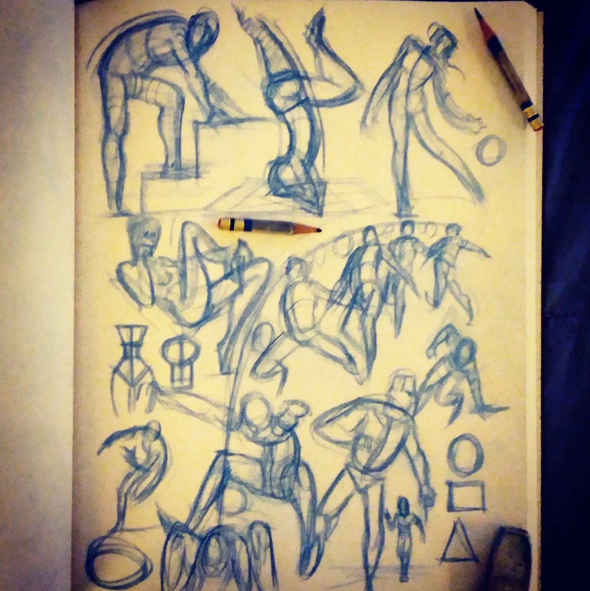 Kanimations's tweet photo. Some #Saturday afternoon quick #poses and #doodles to start the #art day #gesturedrawing #figuredrawing #lifedrawing #figuredrawings #gesturedrawings #animationart #figureposes #ArtistOnTwitter #sketchbook https://t.co/TeVmPBA4OC