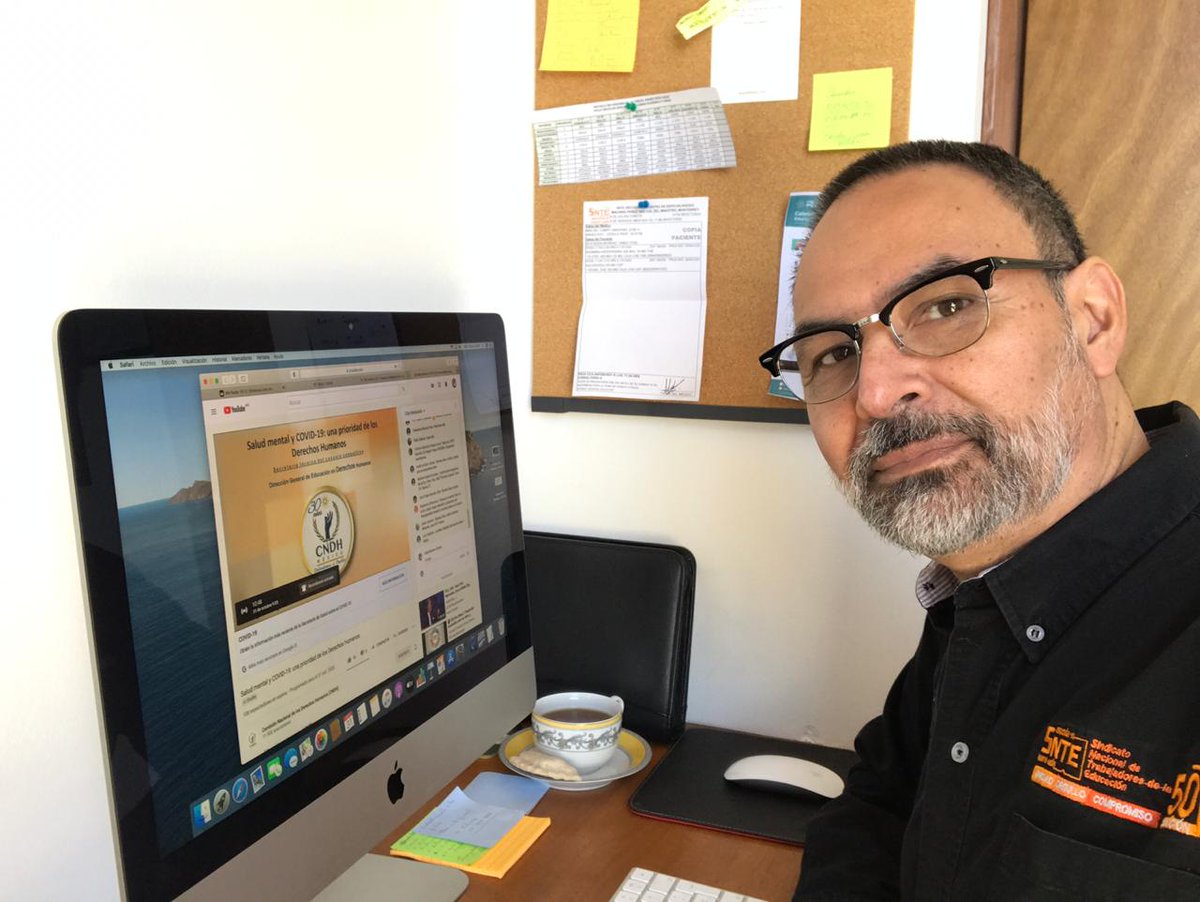 Seccion50SNTE's tweet photo. #SNTEconMéxico 👩‍🏫🇲🇽👨‍🏫

🔴 Ofrecen #SNTE 📚 @CNDH 🕊️ webinar 👉Salud Mental y #COVID19 prioridad en Derechos Humanos👈 impartido por Karen Muñiz Hernández 🔴 Aborda manejo de estrés✔️ ansiedad✔️ miedo✔️ y empatía✔️ en niños 👧 jóvenes 👨‍🦱y adultos 👴

🏳️ #SNTEporLosDerechos 🕊️ https://t.co/dHWlXiKHzq