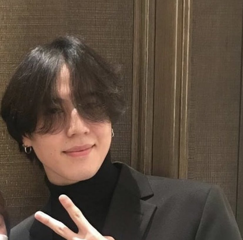 yugyeompics's tweet photo. sir- 

#mamavote #got7 @got7official https://t.co/eOt2M3vBlV