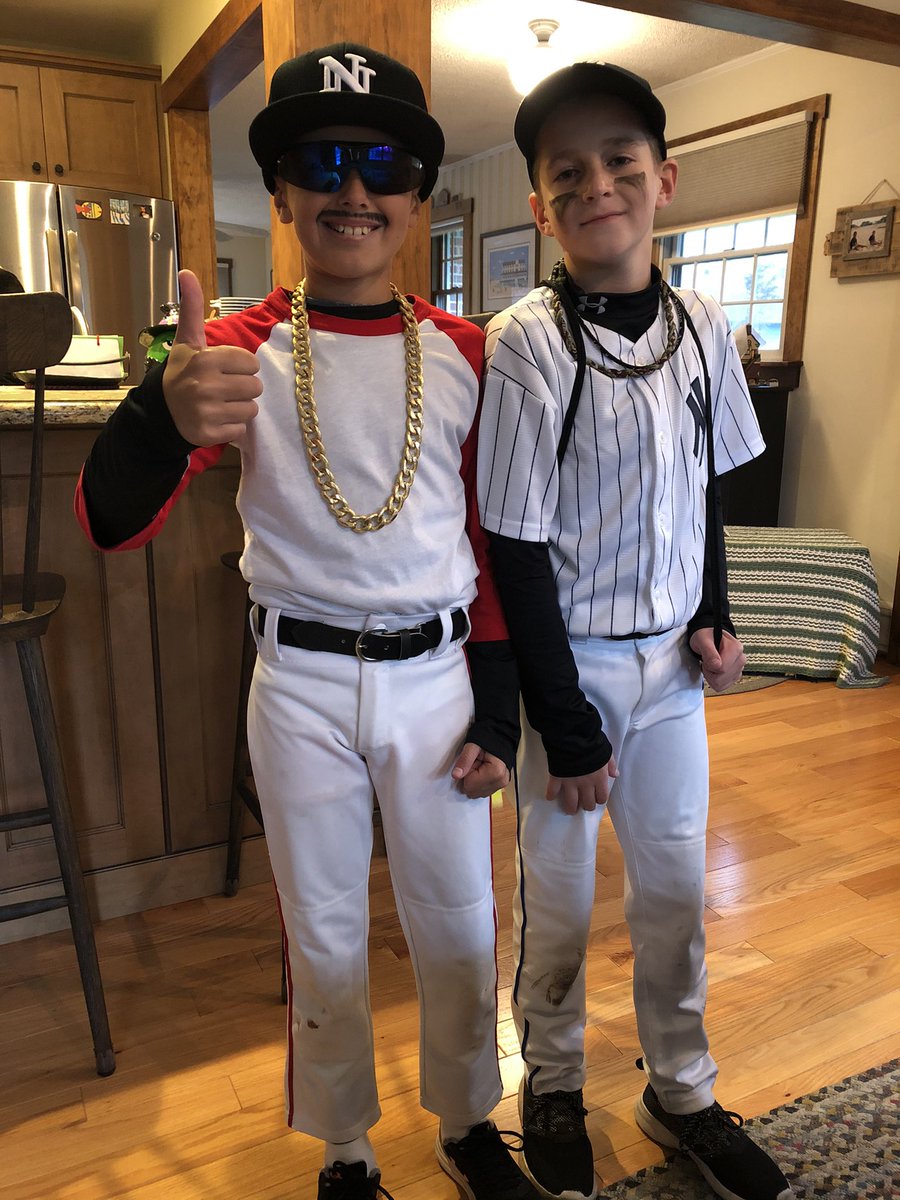 JoeLitterio's tweet photo. @DomingoBeisbol #itsGodGiven HAPPY HALLOWEEN! https://t.co/gl9F8Uv9ue