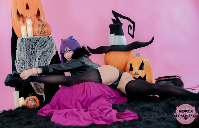 Watch 💖lovelyspacekitten🎃Free♡OF💖's leaked NSFW photo on TwXstars