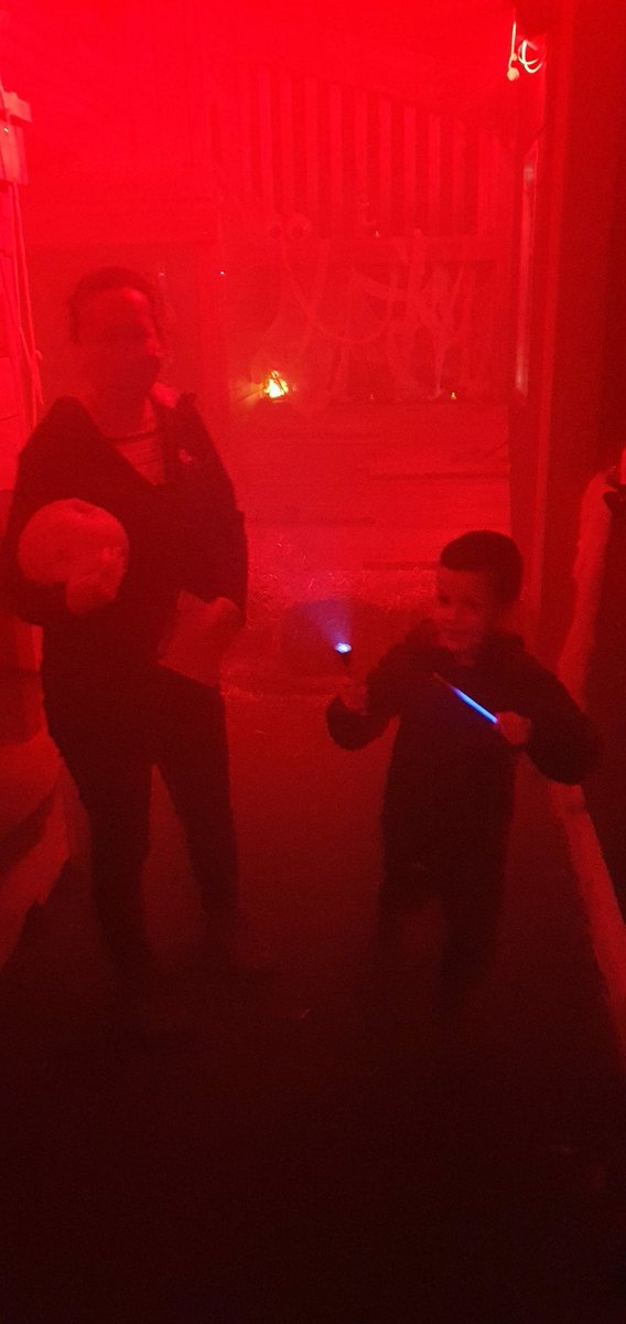 TheHelpfulHiker's tweet photo. Glad we got out for a dayvof Halloween fun today ๐ Might be our last outing for a while ๐ #northants #northantsbloggers #getoutside https://t.co/GU7m1O1Pxq