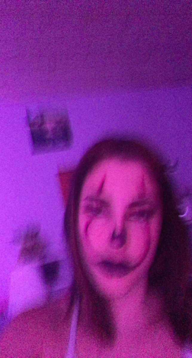 carlaaaaa55's tweet image. Hi Liam here’s so other pics of my look I’m quite proud cos I’m not really good at makeup 🖤 #LPCostumeComp @LiamPayne #LiamPayne 
#LPMakeUpComp  #LPShowAct3