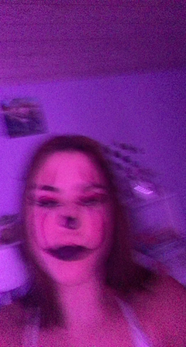 carlaaaaa55's tweet image. Hi Liam here’s so other pics of my look I’m quite proud cos I’m not really good at makeup 🖤 #LPCostumeComp @LiamPayne #LiamPayne 
#LPMakeUpComp  #LPShowAct3