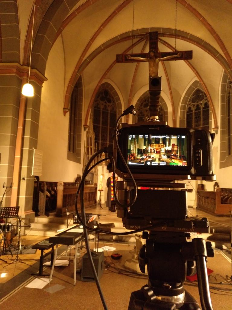 Heute mein erster Gottesdienst als Livestream. Ecclesia semper reformanda. Kirche bewegt (sich und mich) #happyreformationstag