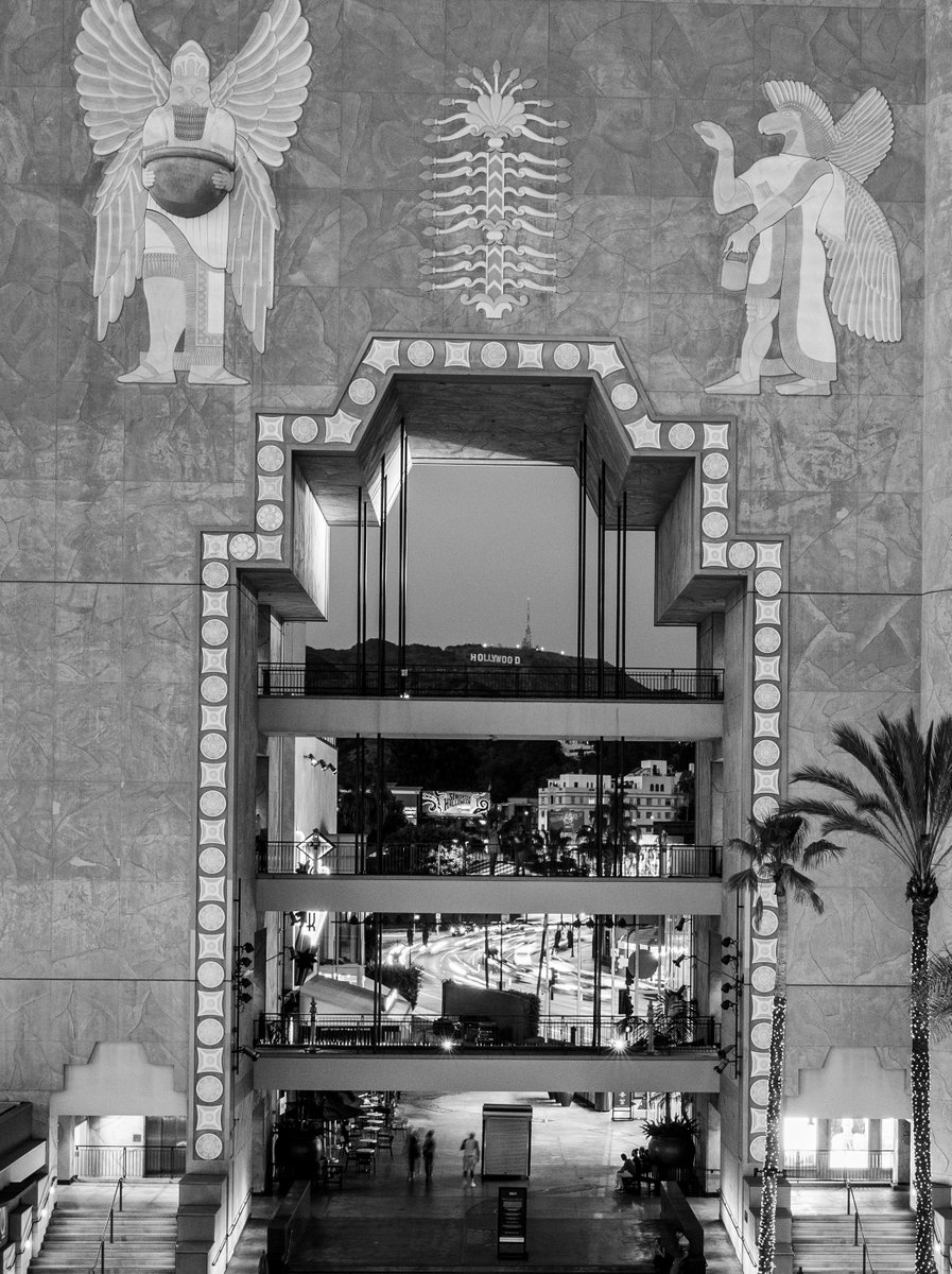 Ovation Hollywood (@handhcenter) on Twitter photo Happy Halloween from Hollywood & Highland 👻 #hollywood #hollywoodandhighland
📷: <a href="/imagerybyoscar/">Oscar Del Aguila</a> Happy Halloween from Hollywood & Highland 👻 #hollywood #hollywoodandhighland
📷: <a href="/imagerybyoscar/">Oscar Del Aguila</a>