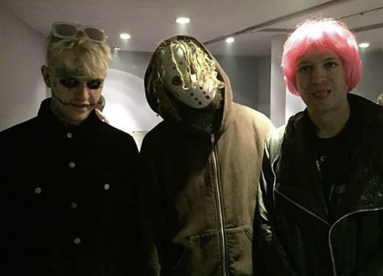 LILPEEPAHR's tweet image. SPOOKY PEEP ONLY TODAY 🖤