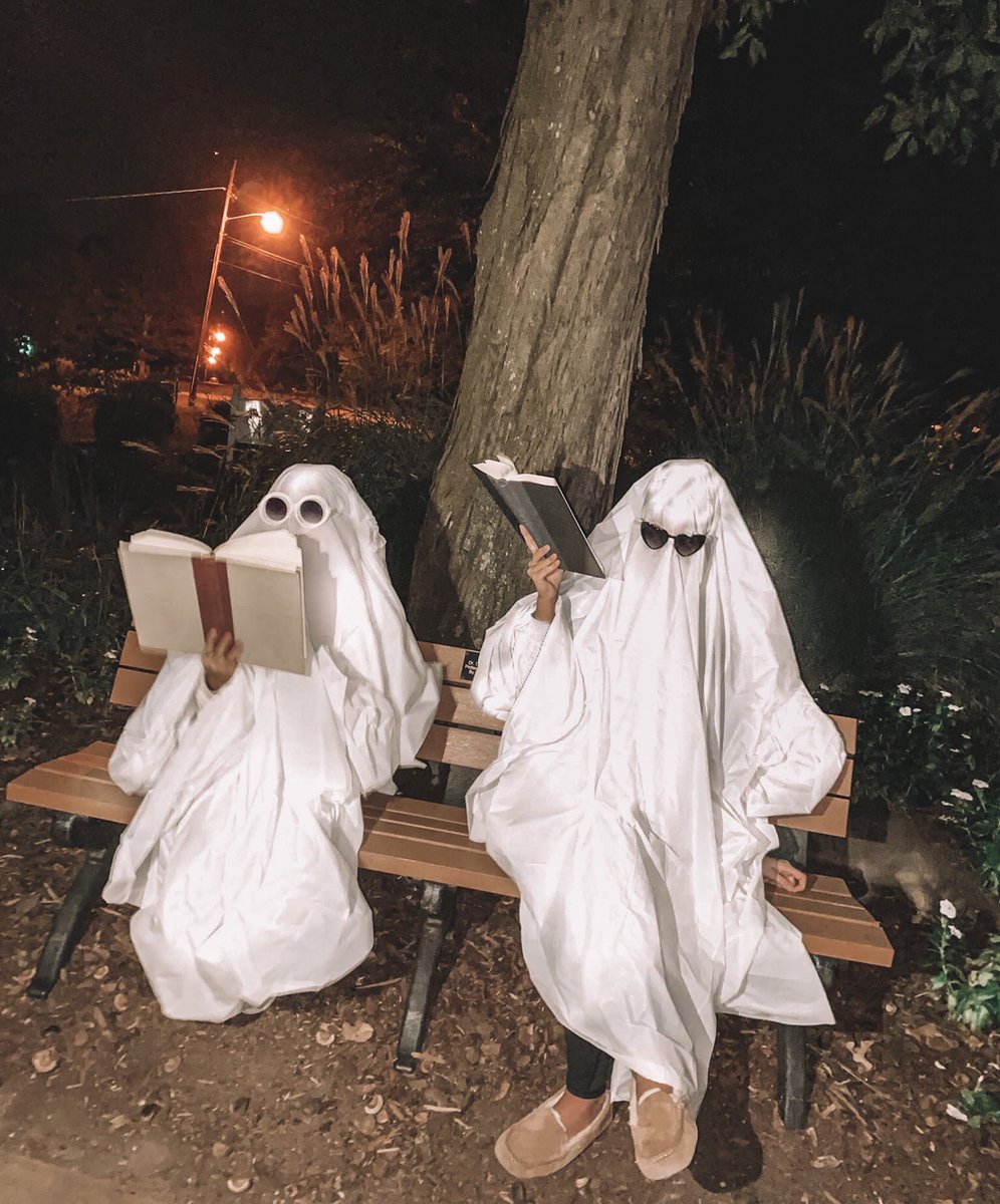 𝑯𝑨𝑷𝑷𝒀 𝑯𝑨𝑳𝑳𝑶𝑾𝑬𝑬𝑵
We hope everyone has a great day filled with spooky and safe decisions!!🎃