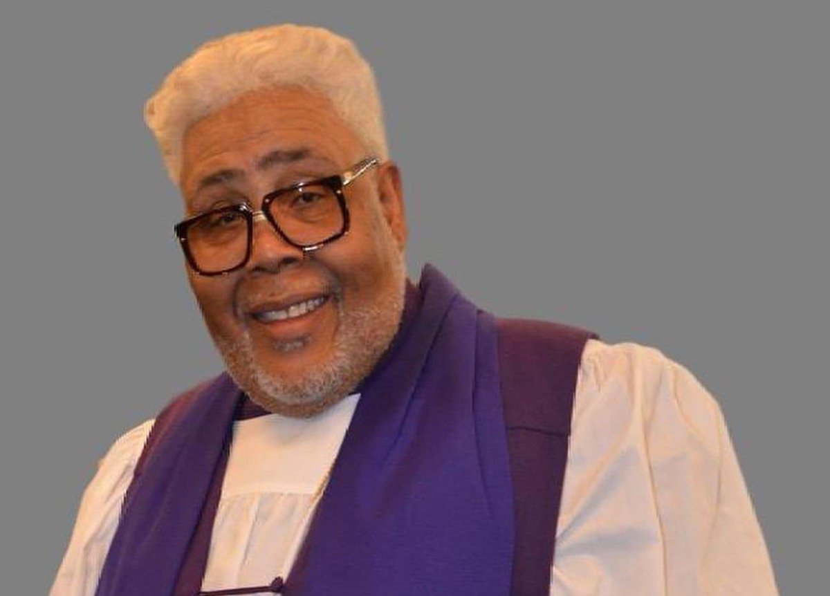 AlBellPresents's tweet photo. "I know a place, Ain't nobody cryin', Ain't nobody worried, Ain't no smilin' faces, Lyin' to the races. I'll Take You There"  

2 Corinthians 5:6&amp;8. 

Rest in peace my dear brother and precious friend. I Love You.   

God Bless You Rance Allen! Stay Engaged! https://t.co/E76Xq51Hct
