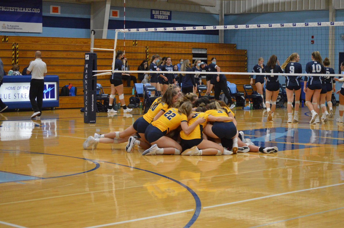 ofvolleyball's tweet photo. Bulldogs WIN in 4!!!! Dogs take down Magnificat, who was riding a 16 match win streak. Off to Regionals on Thursday! #RoadToRegionals #PublicSchoolPride https://t.co/WSxjleGfqz