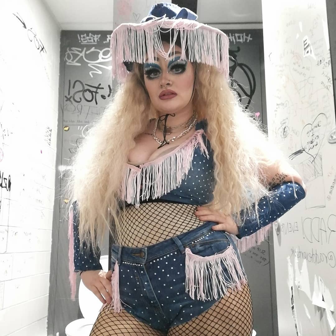 hausofdread's tweet photo. Happy Halloween! For your treat here's our seasonal looks from yesteryear 🧙‍♀️🕸🎃🐎 https://t.co/xsIsRLU3nN