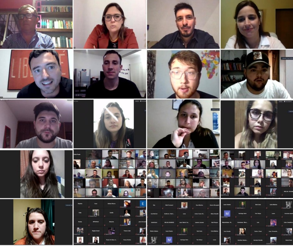 lautavillafane3's tweet photo. Ayer, con más de 160 militantes, recordamos el retorno a la democracia y dialogamos sobre el futuro partidario.
Gracias @ferrermarcos , @brendalisaustin , @MSoleCarrizo , @rodrigodeloredo , @DanteVRossi
Gran trabajo en equipo con departamentos de todo Córdoba. Este es el camino💪🏻 https://t.co/iAZCbapoqx