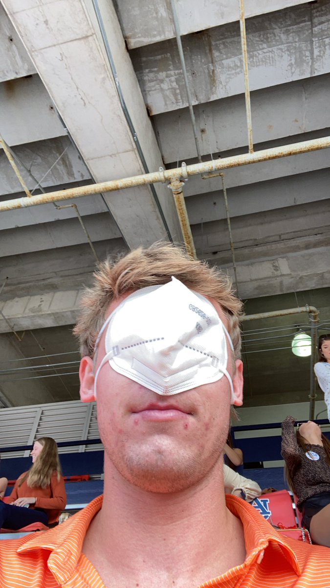 colinandrewws's tweet photo. #WarEagle #wearyourmask #putmeonthejumbotron https://t.co/fkRNdXeyDK