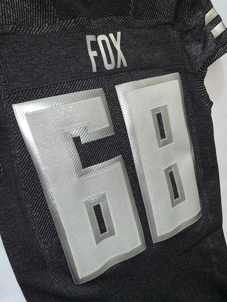ProJerseys1's tweet photo. That was then (Not NCAA Compliant) This is now (NCAA Compliant) https://t.co/L3tRkd8d5w