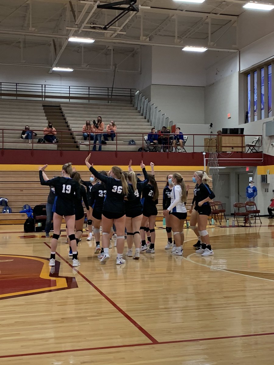 GV volleyball going to the Quarterfinals for the first time ever with a win over St. Pius!