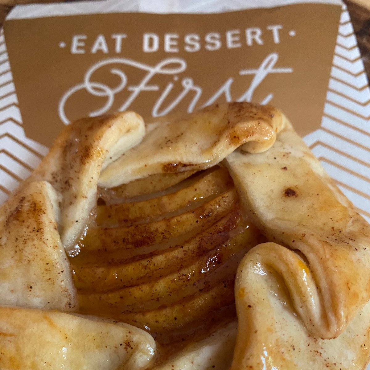 dsrt_1st's tweet photo. Our Chef and Owner Amanda Rose is in the running to become the GreatestBaker! Click the link in the bio to vote! 
https://t.co/INKUtw6HdU

#castrovalley #castrovalleybakery #dessertsfirst #chefrose #foodtruckmafia #foodtruck #cveachamberofcommerce #greatestbaker2020 https://t.co/Zxi6Shycjb