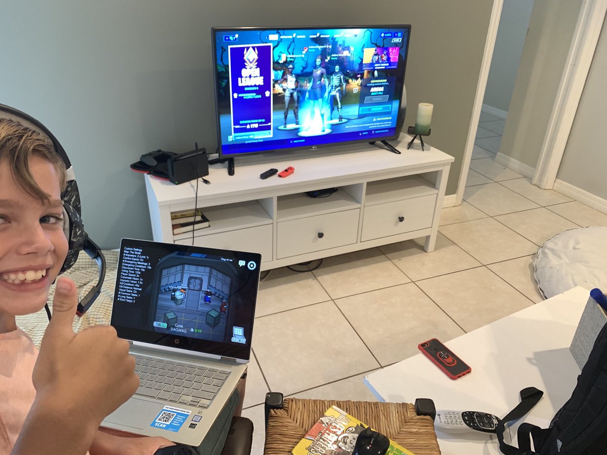 jdaigler's tweet photo. Logged in to Fortnite so they can talk to each other while playing Among Us. 
Multiexperience? https://t.co/q7wQMrqPYW