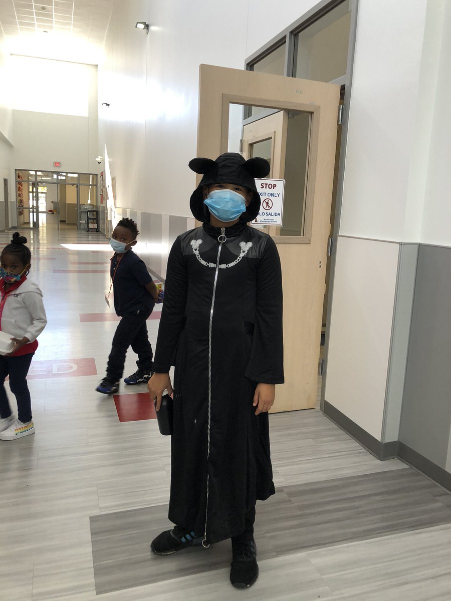 eyeonliteracy's tweet photo. Great Fun @McWhorterES for Halloween!! Everyone had a great time dressing up! Love our Coyote Family! @DrChapmanCFBISD @CFBISD @WheelerCFB #TogetherWeCan #MCWGameOn https://t.co/CJSJO3jOLF
