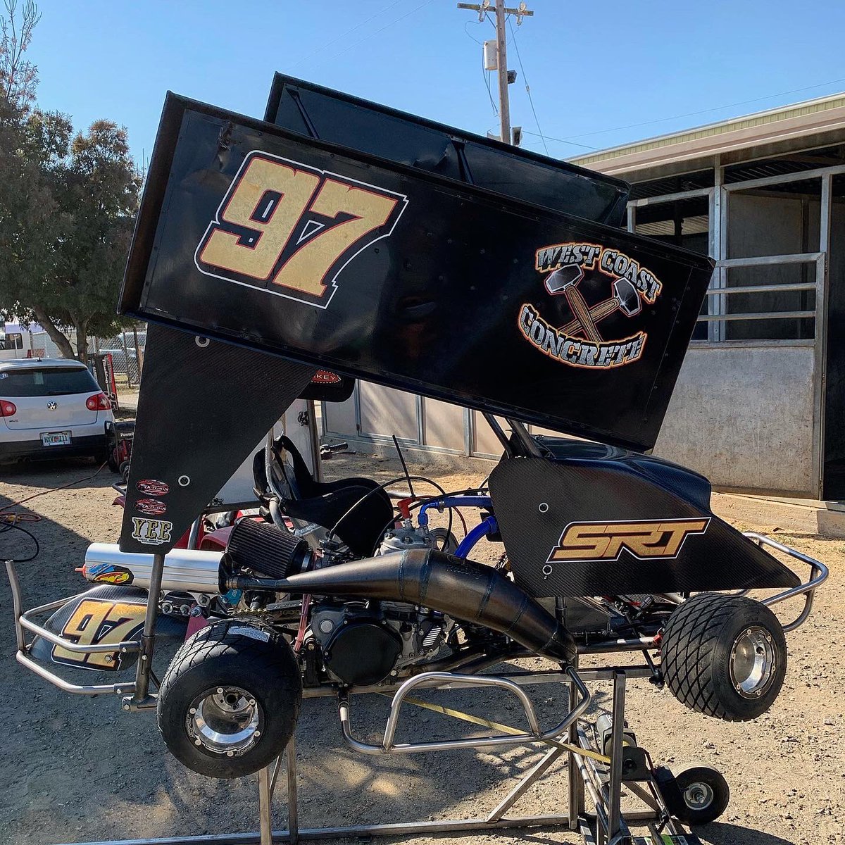 FASTFOUR tweet media