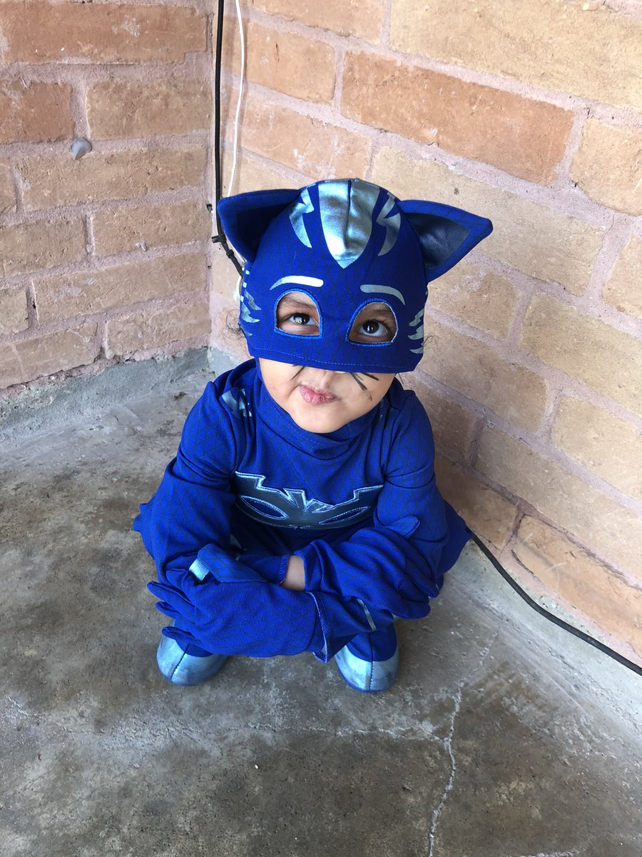 __onlyJAZ's tweet photo. she put the costume on and go in character ๐ฅบ๐ #pjmaskcatboy https://t.co/7Ht7ga8do3