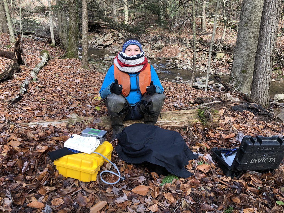 Patch_The_Medic's tweet image. Marvelous chilly day out with @MarsaOvO! Did some fun scouting too, beautiful day! #HappyHalloween2020 #AlgaeTime