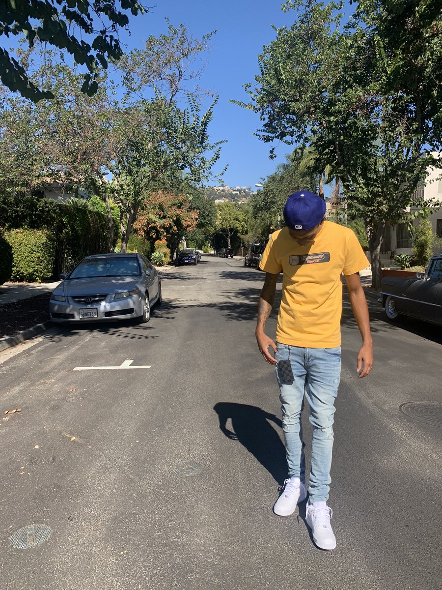 ceokt_'s tweet image. Livin in the hills just different 💙🚦