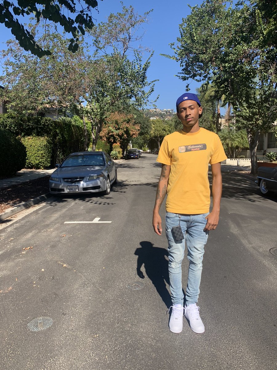 ceokt_'s tweet image. Livin in the hills just different 💙🚦