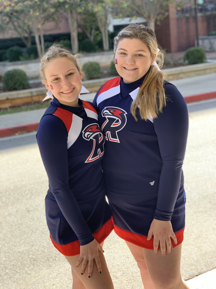 marci_suggs's tweet photo. Nothing better than representing @creekwoodhs in Huntsville, Alabama on Halloween!! #WeAreCreekWood #SpaceCenterRegionalChampionship @UCAupdates https://t.co/ftoVkC8yy3
