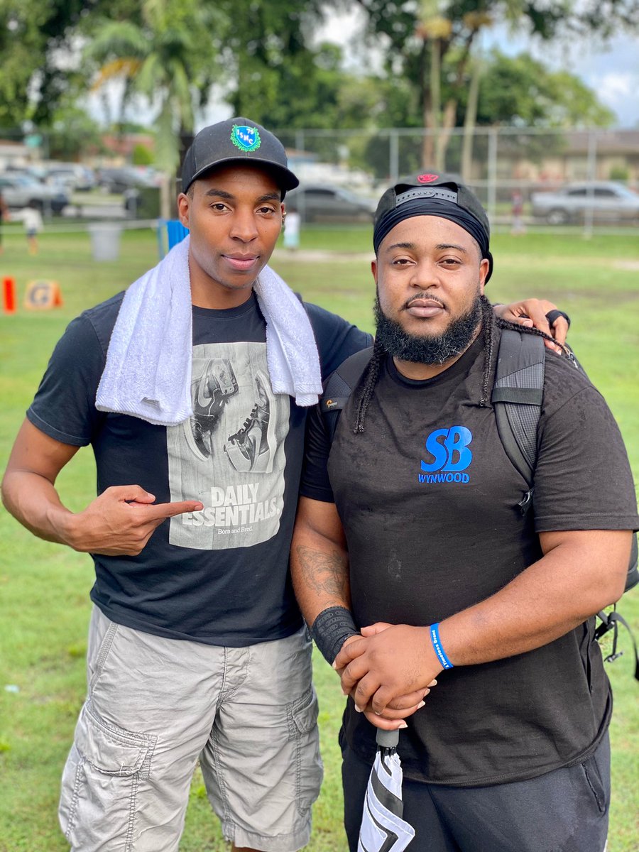 BrianTheCEO's tweet image. Gotta keep a great Chef on deck...📱📱✌🏾 (@chef_flip IG) #ChopTalk #BigFlipa #EliteNutrition