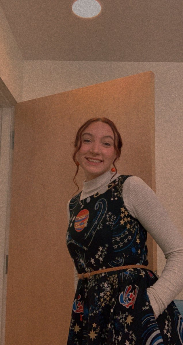 its_es23's tweet image. repost: miss frizzle is here to enter in the #LPCostumeComp #LPAct3 #thefrizz