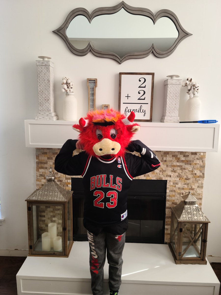 Coach_Lenckus's tweet photo. @bennythebull My son can't wait to go out with his Halloween costume. https://t.co/L1ND6dTkcE
