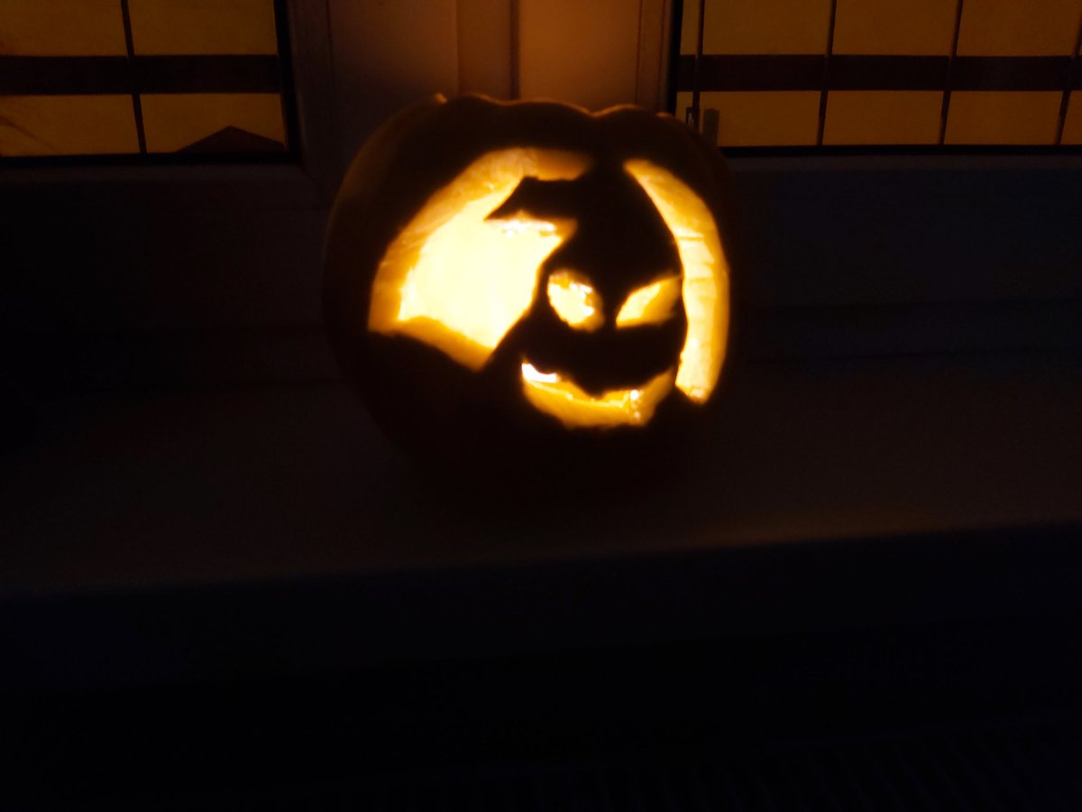 Xantor87's tweet photo. Halloween 2020 https://t.co/7iozCqTFpW