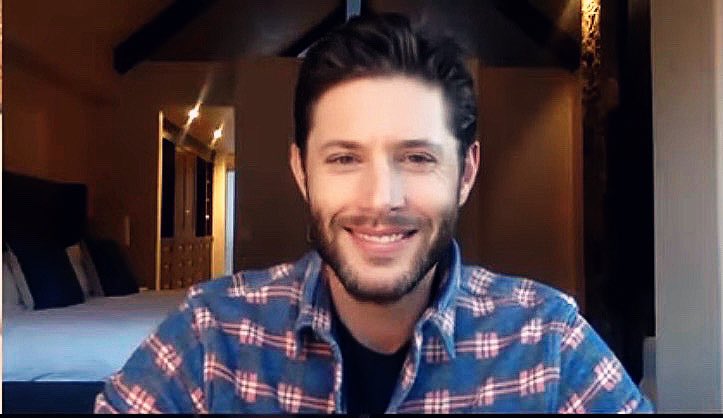 Not me being crazy making a bunch of edits. A thread. Enjoy 