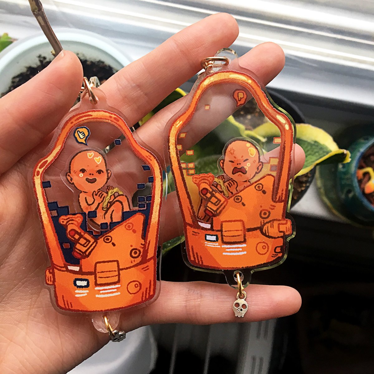 another random array of Things I Have On Me Shoppe!
It'll be closing around 11 AM EST tomorrow (when I wake up), and then I'll package everything and hibernate until the Dec 1-4 shop opening!