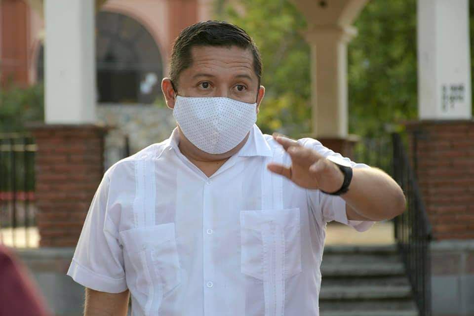 drgiovannehux's tweet photo. Ayer acompañado del subdirector del CIP Huatulco @Fonaturmx y del gerente de Fonatur Infraestructura, realizamos una supervisión de los trabajos que se ejecutan con recursos federales en el centro de La Crucecita, Santa Cruz Huatulco. 

#ElCambioLoHacemosTodos https://t.co/C3t7mcPkAa